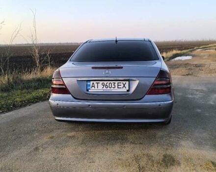 Синий Мерседес Е-Класс, объемом двигателя 3.2 л и пробегом 378 тыс. км за 11900 $, фото 12 на Automoto.ua