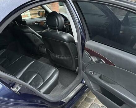 Синий Мерседес Е-Класс, объемом двигателя 2.7 л и пробегом 320 тыс. км за 5500 $, фото 6 на Automoto.ua