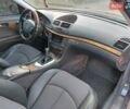 Синий Мерседес Е-Класс, объемом двигателя 2.1 л и пробегом 270 тыс. км за 5950 $, фото 32 на Automoto.ua