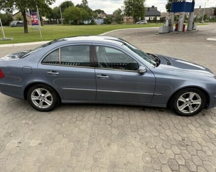 Синий Мерседес Е-Класс, объемом двигателя 2.7 л и пробегом 276 тыс. км за 3600 $, фото 6 на Automoto.ua