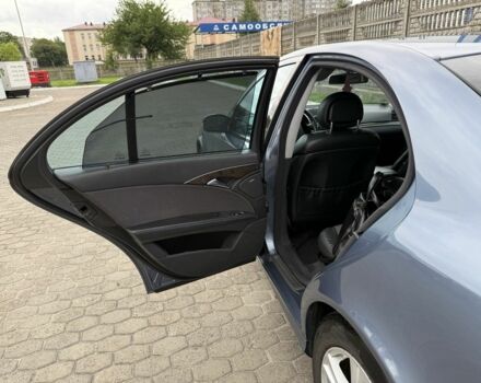 Синий Мерседес Е-Класс, объемом двигателя 2.7 л и пробегом 276 тыс. км за 3600 $, фото 14 на Automoto.ua