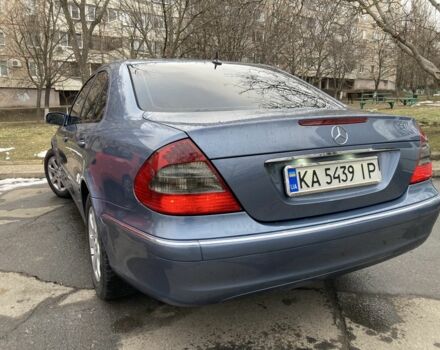 Мерседес Е-Клас 2003 у Миколаєві на Automoto.ua Синій Мерседес Е-Клас, об'ємом двигуна 2.1 л та пробігом 300 тис. км за 8000 $, фото 5 на Automoto.ua