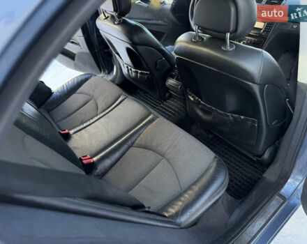 Синий Мерседес Е-Класс, объемом двигателя 2.7 л и пробегом 280 тыс. км за 5999 $, фото 11 на Automoto.ua