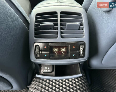 Синий Мерседес Е-Класс, объемом двигателя 3.2 л и пробегом 302 тыс. км за 5800 $, фото 14 на Automoto.ua