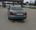 Синий Мерседес Е-Класс, объемом двигателя 2.2 л и пробегом 451 тыс. км за 6200 $, фото 3 на Automoto.ua