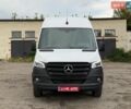 Синий Мерседес Е-Класс, объемом двигателя 3.2 л и пробегом 500 тыс. км за 6262 $, фото 10 на Automoto.ua