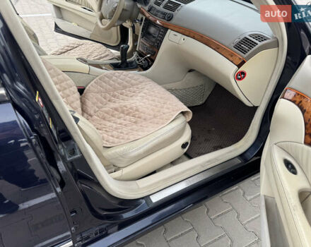 Синій Мерседес Е-Клас, об'ємом двигуна 2.15 л та пробігом 404 тис. км за 6450 $, фото 17 на Automoto.ua