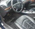 Синий Мерседес Е-Класс, объемом двигателя 2.2 л и пробегом 273 тыс. км за 7200 $, фото 11 на Automoto.ua