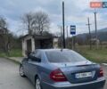 Синий Мерседес Е-Класс, объемом двигателя 2.2 л и пробегом 345 тыс. км за 5500 $, фото 4 на Automoto.ua