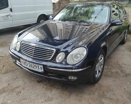 Синий Мерседес Е-Класс, объемом двигателя 3.2 л и пробегом 236 тыс. км за 4200 $, фото 8 на Automoto.ua