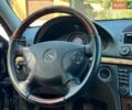 Синий Мерседес Е-Класс, объемом двигателя 2.2 л и пробегом 321 тыс. км за 4900 $, фото 12 на Automoto.ua