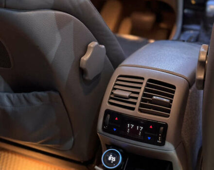 Синий Мерседес Е-Класс, объемом двигателя 3.2 л и пробегом 390 тыс. км за 6800 $, фото 13 на Automoto.ua