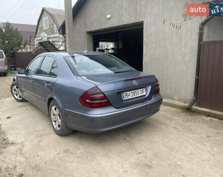 Синий Мерседес Е-Класс, объемом двигателя 2.2 л и пробегом 375 тыс. км за 6500 $, фото 24 на Automoto.ua