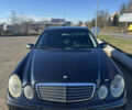 Синій Мерседес Е-Клас, об'ємом двигуна 2.2 л та пробігом 305 тис. км за 6600 $, фото 1 на Automoto.ua