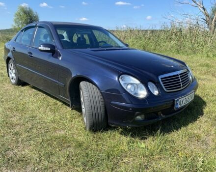 Синий Мерседес Е-Класс, объемом двигателя 2.1 л и пробегом 246 тыс. км за 6000 $, фото 11 на Automoto.ua