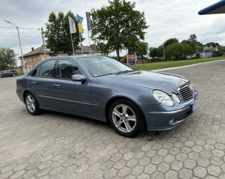 Синий Мерседес Е-Класс, объемом двигателя 2.7 л и пробегом 276 тыс. км за 3600 $, фото 3 на Automoto.ua