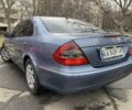 Мерседес Е-Клас 2003 у Миколаєві на Automoto.ua Синій Мерседес Е-Клас, об'ємом двигуна 2.1 л та пробігом 300 тис. км за 8000 $, фото 4 на Automoto.ua