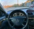 Синий Мерседес Е-Класс, объемом двигателя 2.2 л и пробегом 336 тыс. км за 4799 $, фото 38 на Automoto.ua