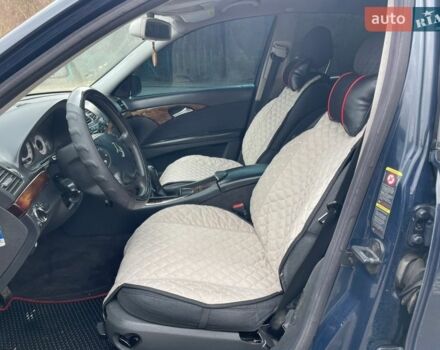 Синій Мерседес Е-Клас, об'ємом двигуна 2.15 л та пробігом 280 тис. км за 5200 $, фото 41 на Automoto.ua