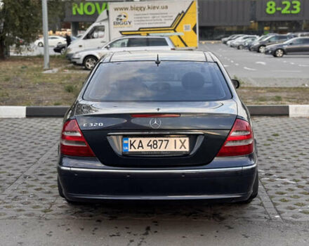 Синий Мерседес Е-Класс, объемом двигателя 3.2 л и пробегом 390 тыс. км за 6800 $, фото 4 на Automoto.ua