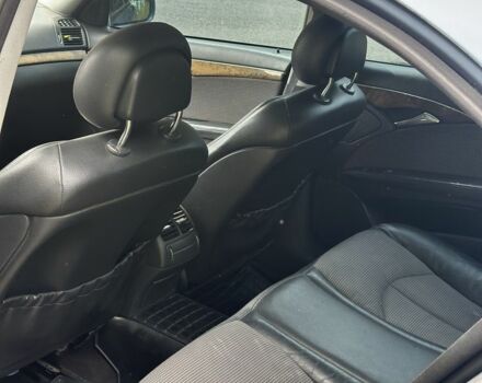 Синий Мерседес Е-Класс, объемом двигателя 2.7 л и пробегом 275 тыс. км за 5950 $, фото 3 на Automoto.ua