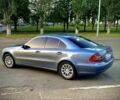 Мерседес Е-Клас 2003 у Миколаєві на Automoto.ua Синій Мерседес Е-Клас, об'ємом двигуна 2.1 л та пробігом 300 тис. км за 8000 $, фото 1 на Automoto.ua