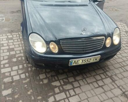 Синий Мерседес Е-Класс, объемом двигателя 2.2 л и пробегом 273 тыс. км за 7200 $, фото 3 на Automoto.ua