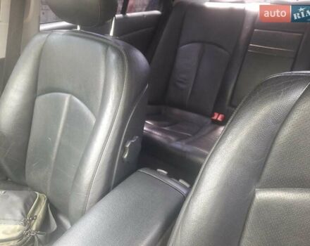 Мерседес Е-Класс 2003 в Измаиле на Automoto.ua Синий Мерседес Е-Класс, объемом двигателя 1.8 л и пробегом 336 тыс. км за 6400 $, фото 7 на Automoto.ua