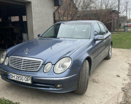 Синий Мерседес Е-Класс, объемом двигателя 2.2 л и пробегом 375 тыс. км за 6500 $, фото 23 на Automoto.ua