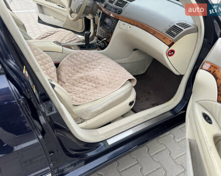 Синій Мерседес Е-Клас, об'ємом двигуна 2.15 л та пробігом 404 тис. км за 6450 $, фото 15 на Automoto.ua