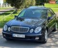 Синий Мерседес Е-Класс, объемом двигателя 2.2 л и пробегом 321 тыс. км за 4900 $, фото 1 на Automoto.ua