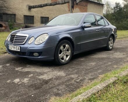 Синий Мерседес Е-Класс, объемом двигателя 2.7 л и пробегом 440 тыс. км за 4999 $, фото 2 на Automoto.ua