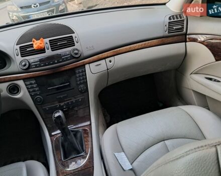 Синій Мерседес Е-Клас, об'ємом двигуна 1.8 л та пробігом 279 тис. км за 6200 $, фото 5 на Automoto.ua