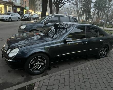 Синий Мерседес Е-Класс, объемом двигателя 2.7 л и пробегом 395 тыс. км за 3300 $, фото 8 на Automoto.ua