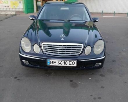 Синий Мерседес Е-Класс, объемом двигателя 2.1 л и пробегом 238 тыс. км за 7500 $, фото 7 на Automoto.ua