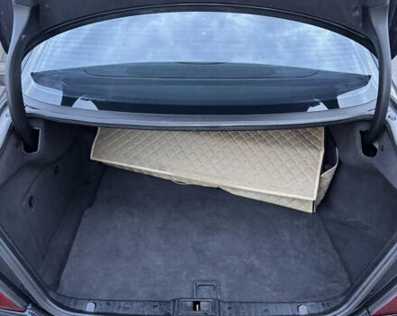 Синий Мерседес Е-Класс, объемом двигателя 3.2 л и пробегом 390 тыс. км за 6800 $, фото 6 на Automoto.ua