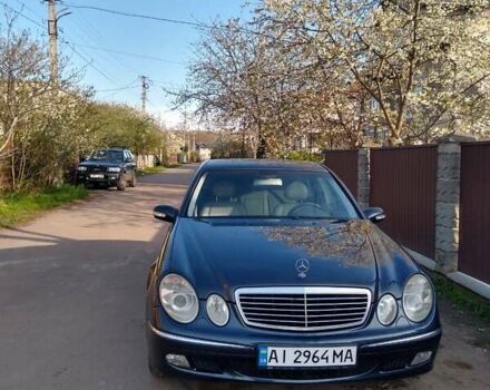 Синий Мерседес Е-Класс, объемом двигателя 1.8 л и пробегом 300 тыс. км за 8300 $, фото 8 на Automoto.ua