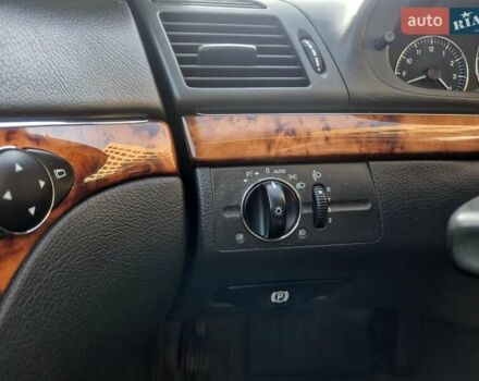 Синий Мерседес Е-Класс, объемом двигателя 1.8 л и пробегом 312 тыс. км за 8200 $, фото 16 на Automoto.ua