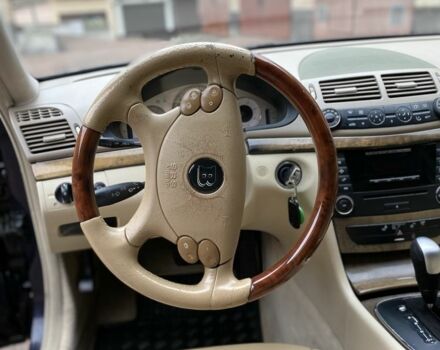 Синий Мерседес Е-Класс, объемом двигателя 3.2 л и пробегом 415 тыс. км за 3800 $, фото 7 на Automoto.ua