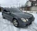 Синий Мерседес Е-Класс, объемом двигателя 2.2 л и пробегом 300 тыс. км за 3400 $, фото 3 на Automoto.ua