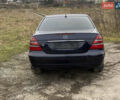 Синий Мерседес Е-Класс, объемом двигателя 2.15 л и пробегом 300 тыс. км за 3000 $, фото 6 на Automoto.ua