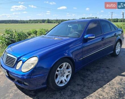 Синій Мерседес Е-Клас, об'ємом двигуна 2 л та пробігом 352 тис. км за 4999 $, фото 9 на Automoto.ua