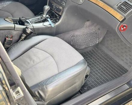 Синий Мерседес Е-Класс, объемом двигателя 2.1 л и пробегом 362 тыс. км за 8700 $, фото 23 на Automoto.ua