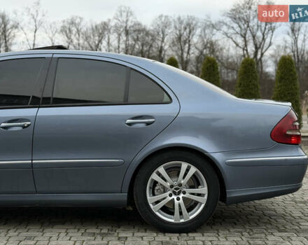 Синій Мерседес Е-Клас, об'ємом двигуна 3.22 л та пробігом 382 тис. км за 5990 $, фото 24 на Automoto.ua