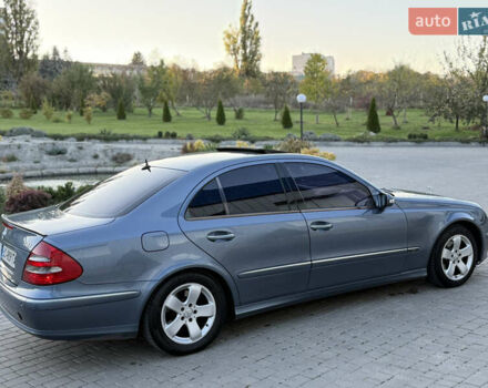 Мерседес Е-Класс 2004 в Каменце-Подольском на Automoto.ua Синий Мерседес Е-Класс, объемом двигателя 2.69 л и пробегом 307 тыс. км за 6999 $, фото 6 на Automoto.ua