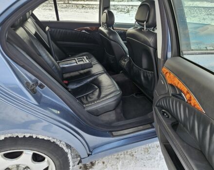 Синий Мерседес Е-Класс, объемом двигателя 2.7 л и пробегом 400 тыс. км за 2800 $, фото 15 на Automoto.ua