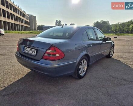 Синий Мерседес Е-Класс, объемом двигателя 1.8 л и пробегом 312 тыс. км за 8200 $, фото 6 на Automoto.ua