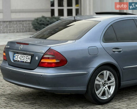 Синій Мерседес Е-Клас, об'ємом двигуна 3.22 л та пробігом 382 тис. км за 5990 $, фото 5 на Automoto.ua