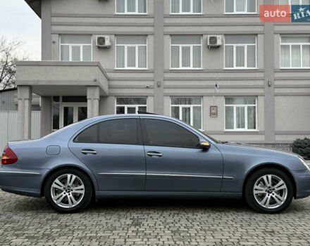 Синій Мерседес Е-Клас, об'ємом двигуна 3.22 л та пробігом 382 тис. км за 5990 $, фото 18 на Automoto.ua