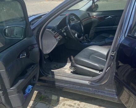 Синій Мерседес Е-Клас, об'ємом двигуна 1.8 л та пробігом 340 тис. км за 7200 $, фото 3 на Automoto.ua